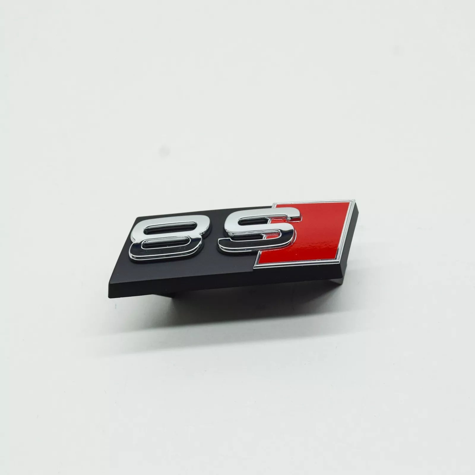 NEW AUDI A8 D4 FRONT BUMPER GRILLE EMBLEM BADGE  4H0853740A