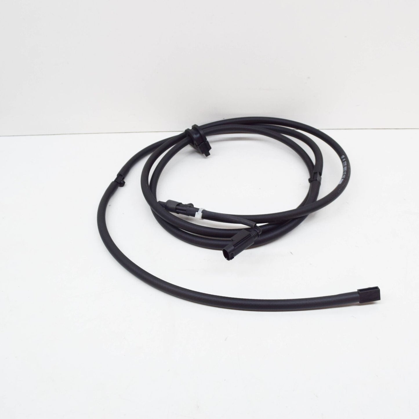 NEW MB CL C215 WINDSHIELD WASHER CONNECTOR HOSE A2208601292 ORIGINAL