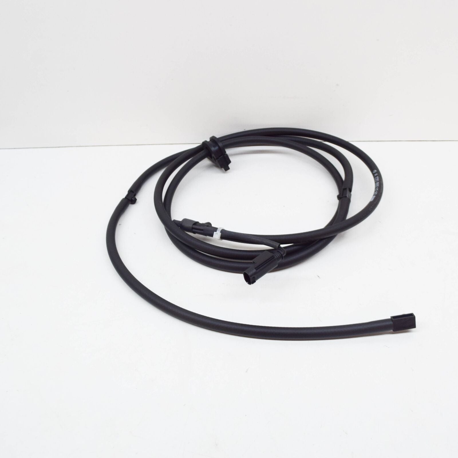NEW MB CL C215 WINDSHIELD WASHER CONNECTOR HOSE A2208601292 ORIGINAL