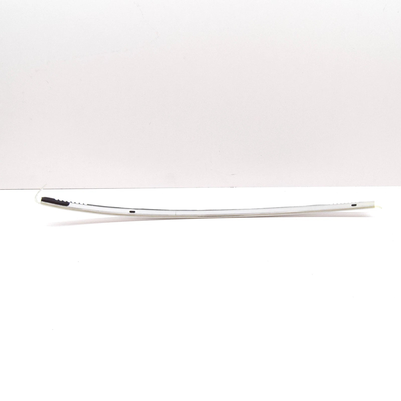 NEW MERCEDES-BENZ S W126 WINDSHIELD TOP RIGHT MOULDING A1266703822 ORIGINAL