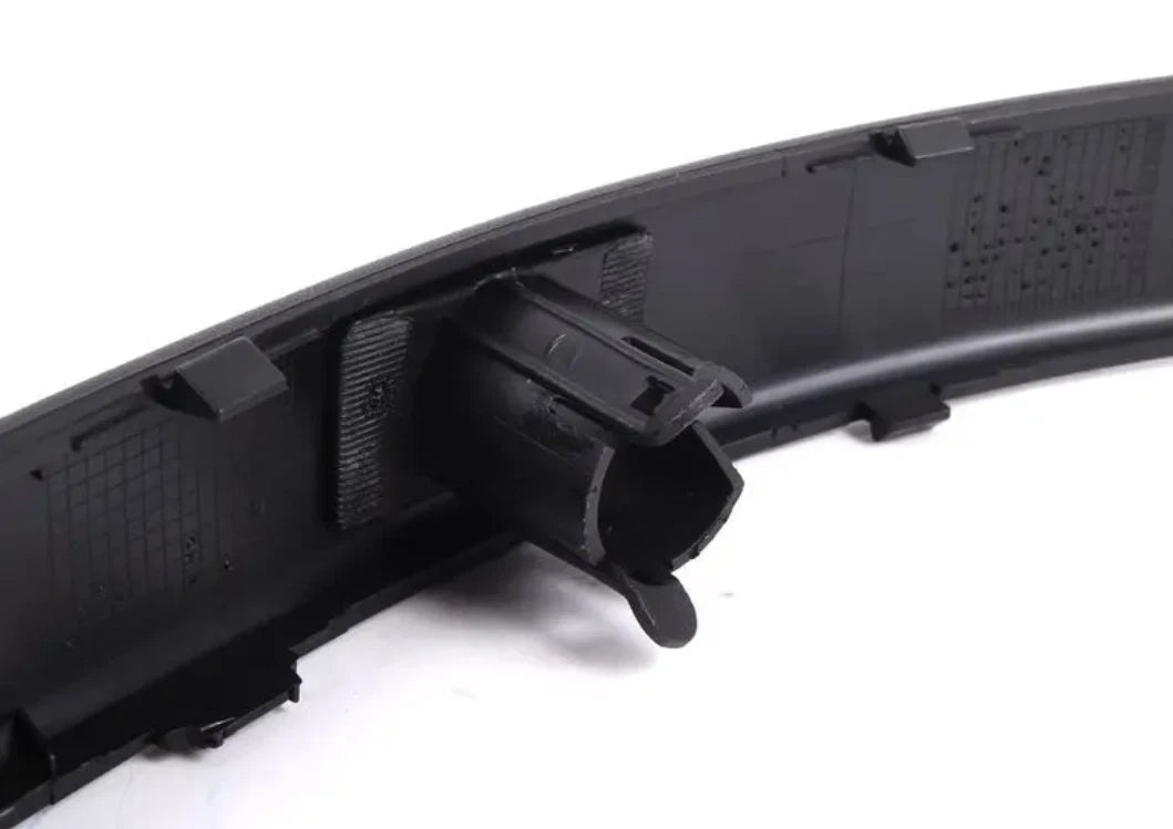 NEW BMW 5 E39 FRONT RIGHT BUMPER RUB STRIP 51117894140 7894140 ORIGINAL