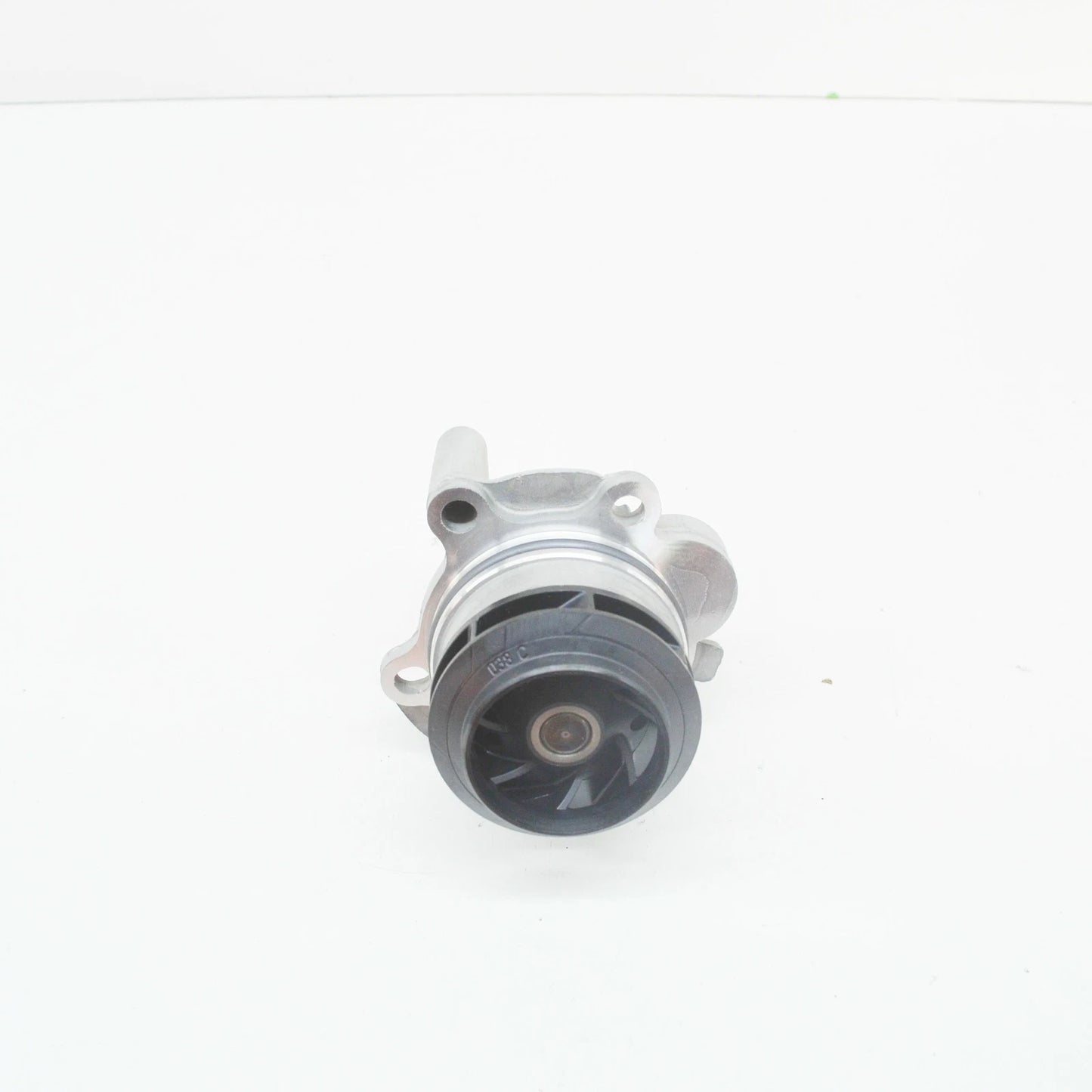 NEW AUDI A3 8L COOLANT PUMP WITH SEALING RING 038121011A