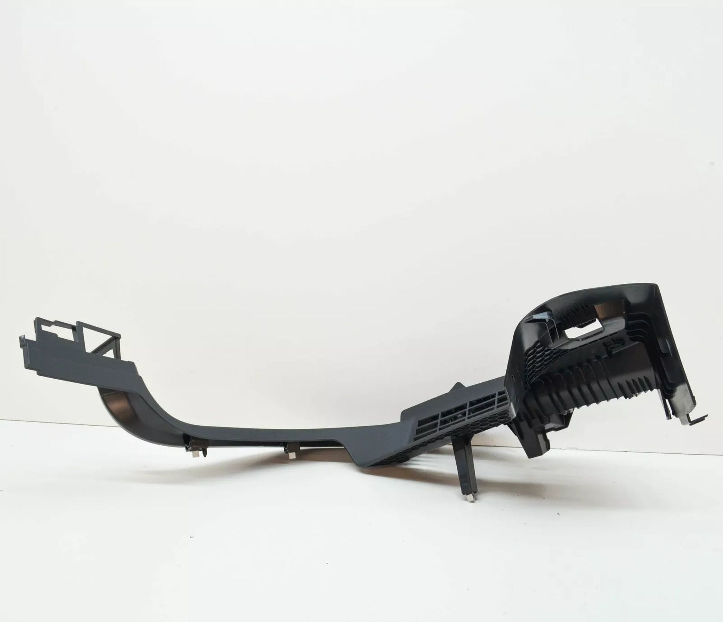 NEW VW GOLF MK8 CD LEFT SIDE PARCEL SHELF LOAD PANEL COVER 5H68677614PK ORIGINAL