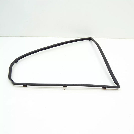 NEW BMW 5 E39 REAR RIGHT DOOR QUARTER WINDOW FRAME 51348186184 8186184 ORIGINAL