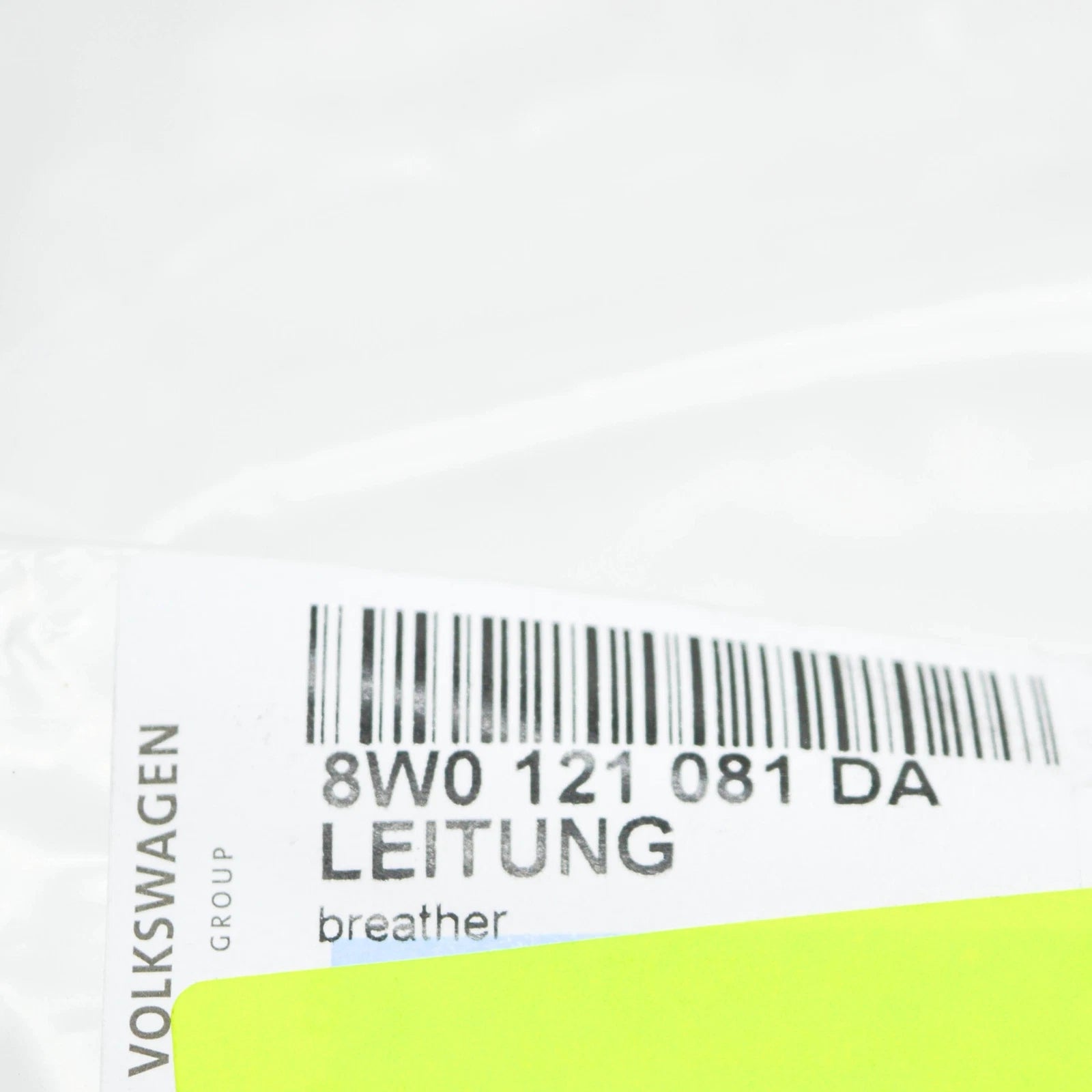 NEW AUDI A4 AVANT B9 ENGINE OWERFLOW COOLANT BREATHER LINE 8W0121081DA ORIGINAL