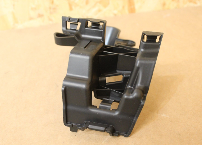 NEW MERCEDES-BENZ C W205 REAR LEFT BUMPER BRACKET A2058851114 ORIGINAL