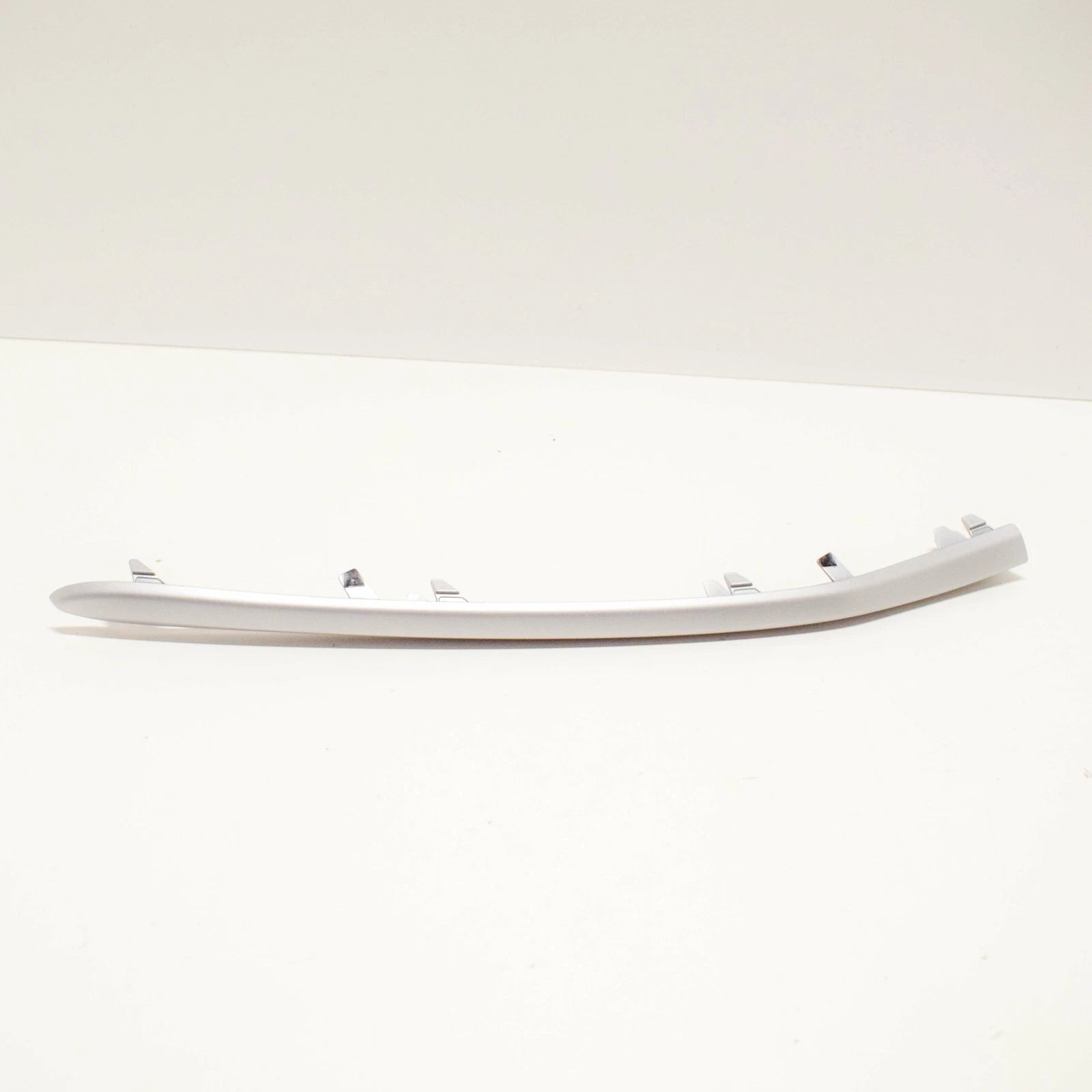 NEW MB GLC C253 AMG FRONT BUMPER LEFT MOULDING TRIM A2538853102 ORIGINAL