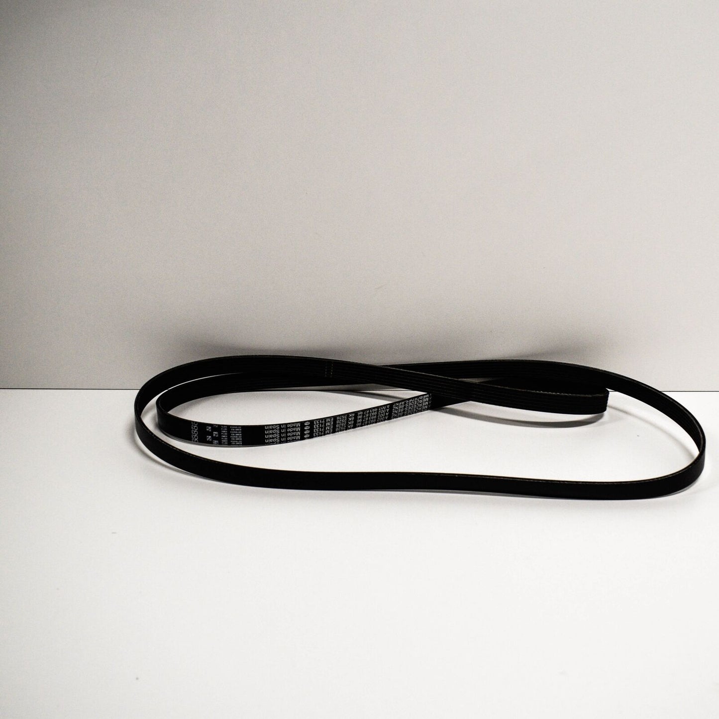 NEW MERCEDES BENZ GL X166 V RIBBED BELT A0029936796 ORIGINAL