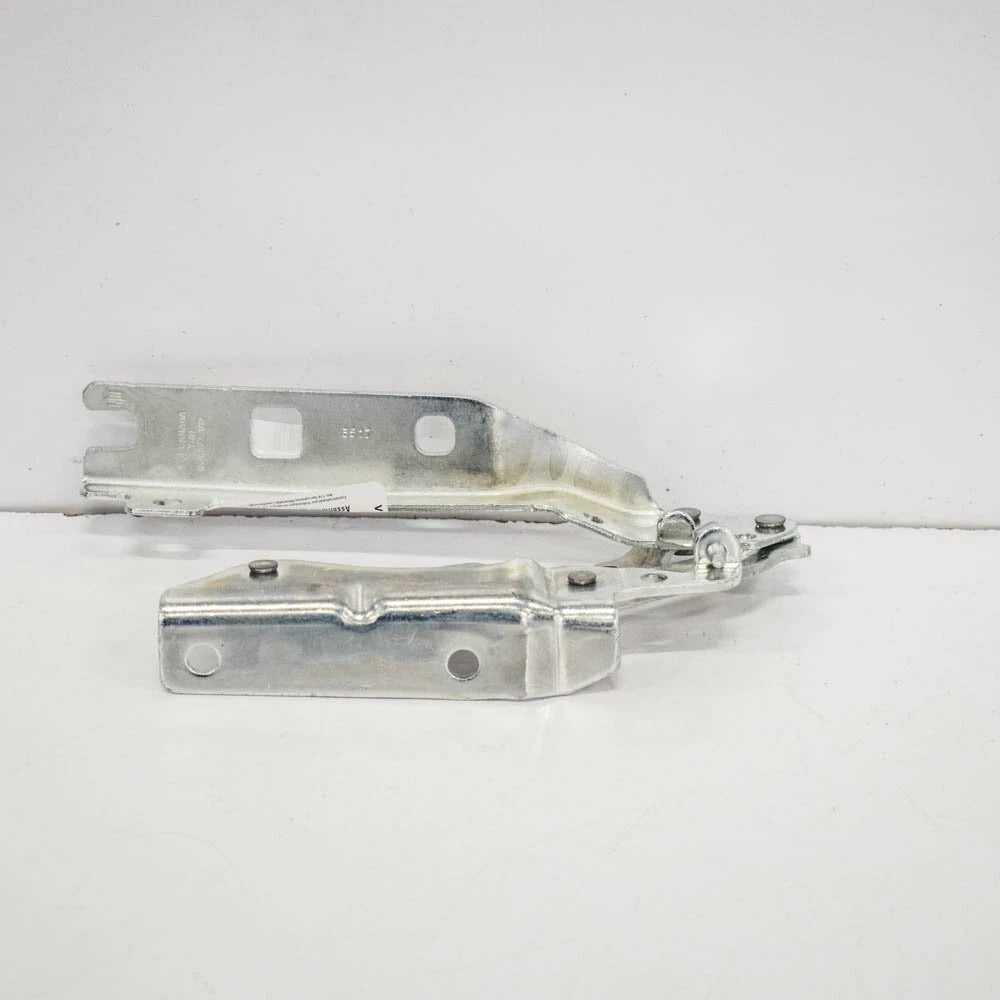 NEW VOLKSWAGEN JETTA MK5 RIGHT SIDE BONNET HINGE 1KM823302 ORIGINAL