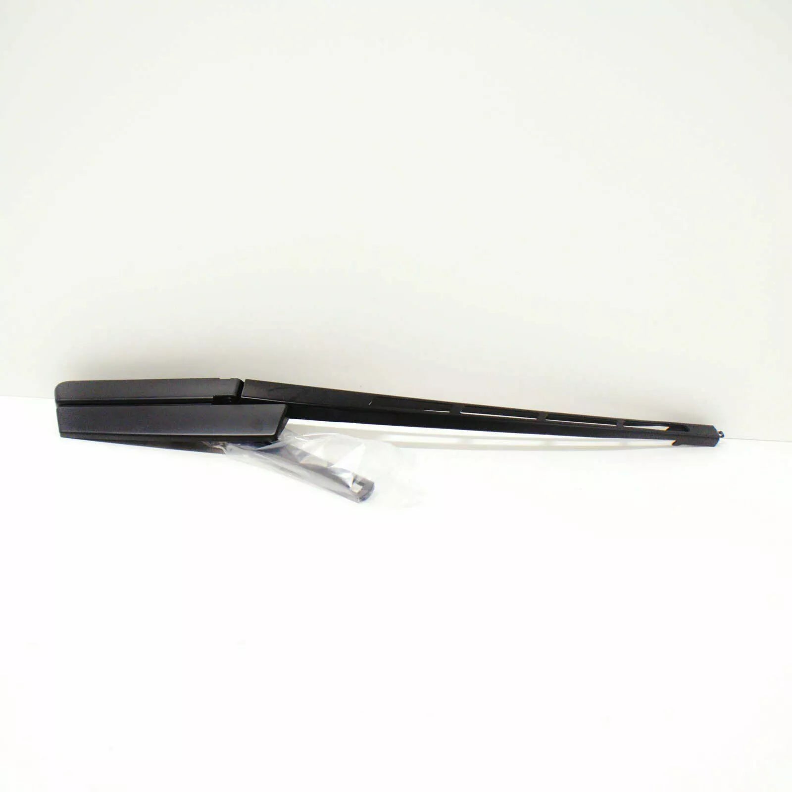 AUDI Q7 FRONT PASSENGER SIDE WINDOW WIPER ARM RHD 4L2955407B NEW