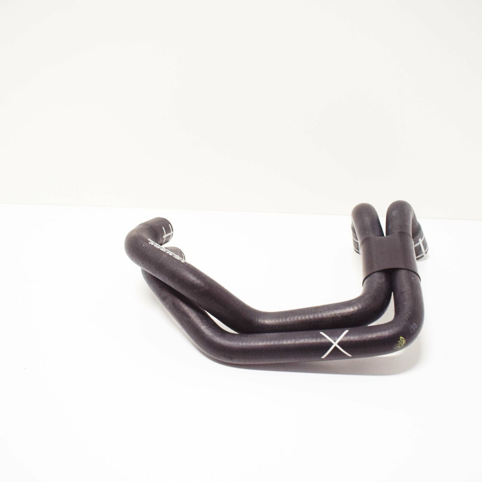 NEW VOLKSWAGEN TOUAREG 7L COOLANT WATER PIPE HOSE 7L0122073AC ORIGINAL