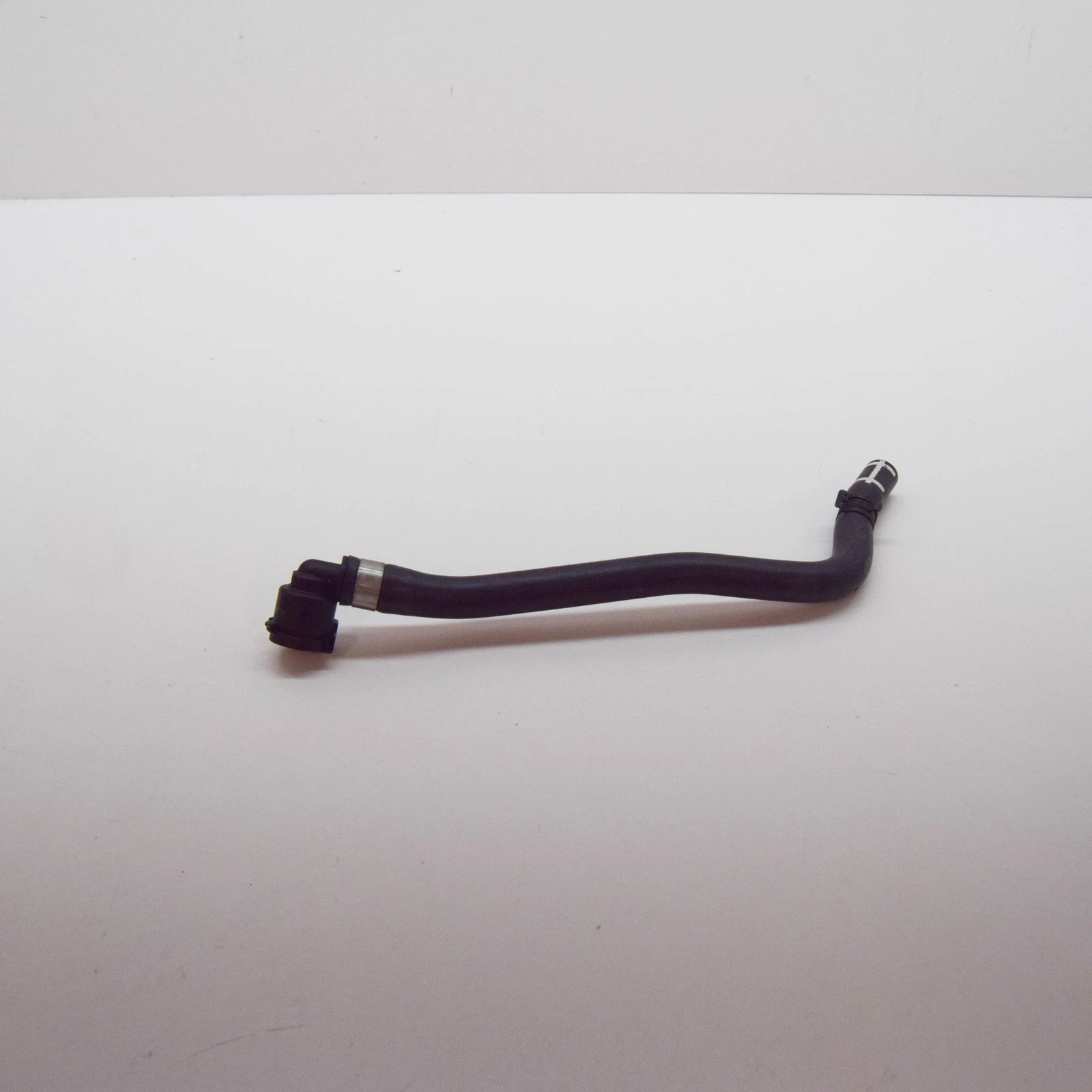 NEW MERCEDES-BENZ E W213 COOLANT HOSE PIPE A2135012101 ORIGINAL