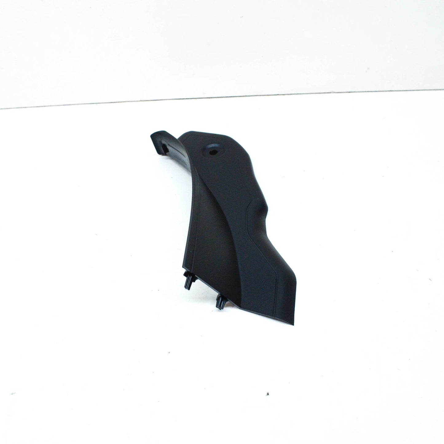 NEW BMW 2 GRAN COUPE F44 REAR RIGHT TAILLIGHT DRIP RAIL 63217494418 ORIGINAL