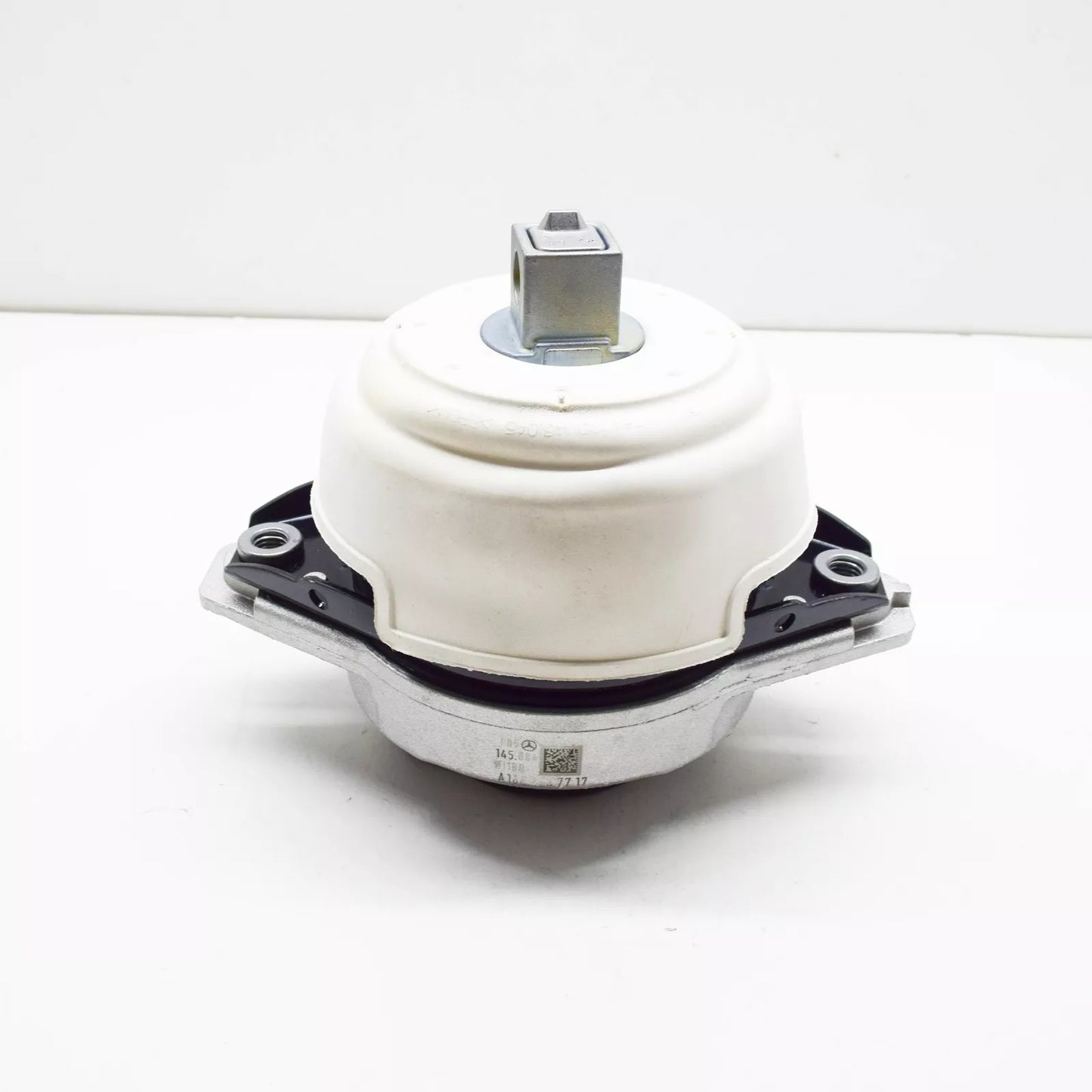 NEW MERCEDES-BENZ M W166 FRONT LEFT SIDE ENGINE MOUNT A1662407717 ORIGINAL