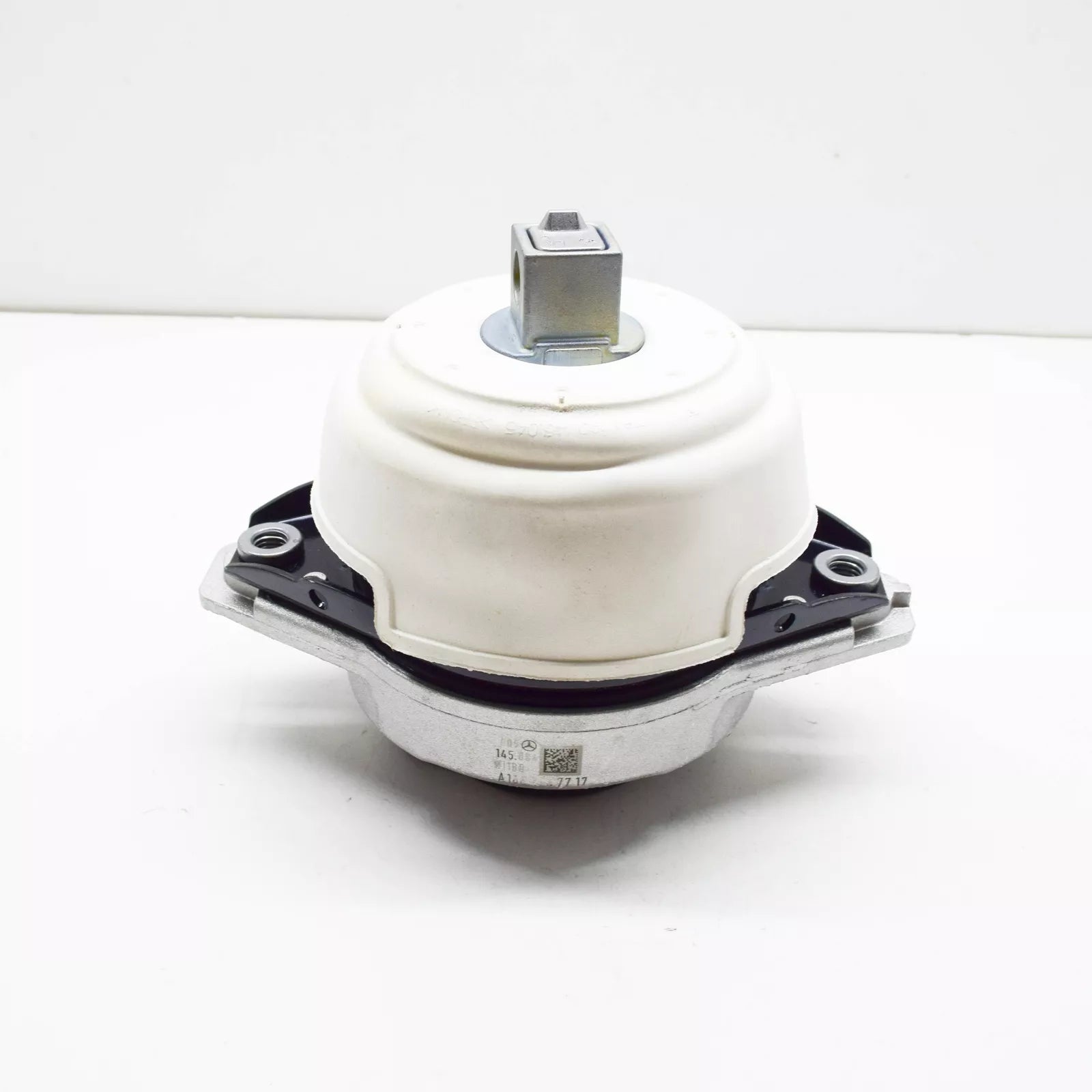 NEW MERCEDES-BENZ M W166 FRONT LEFT SIDE ENGINE MOUNT A1662407717 ORIGINAL