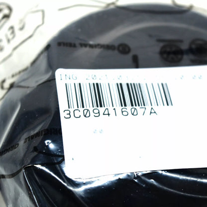 NEW AUDI A3 8V FRONT HEADLIGHT DIPPED BEAM COVER CAP 3C0941607A ORIGINAL