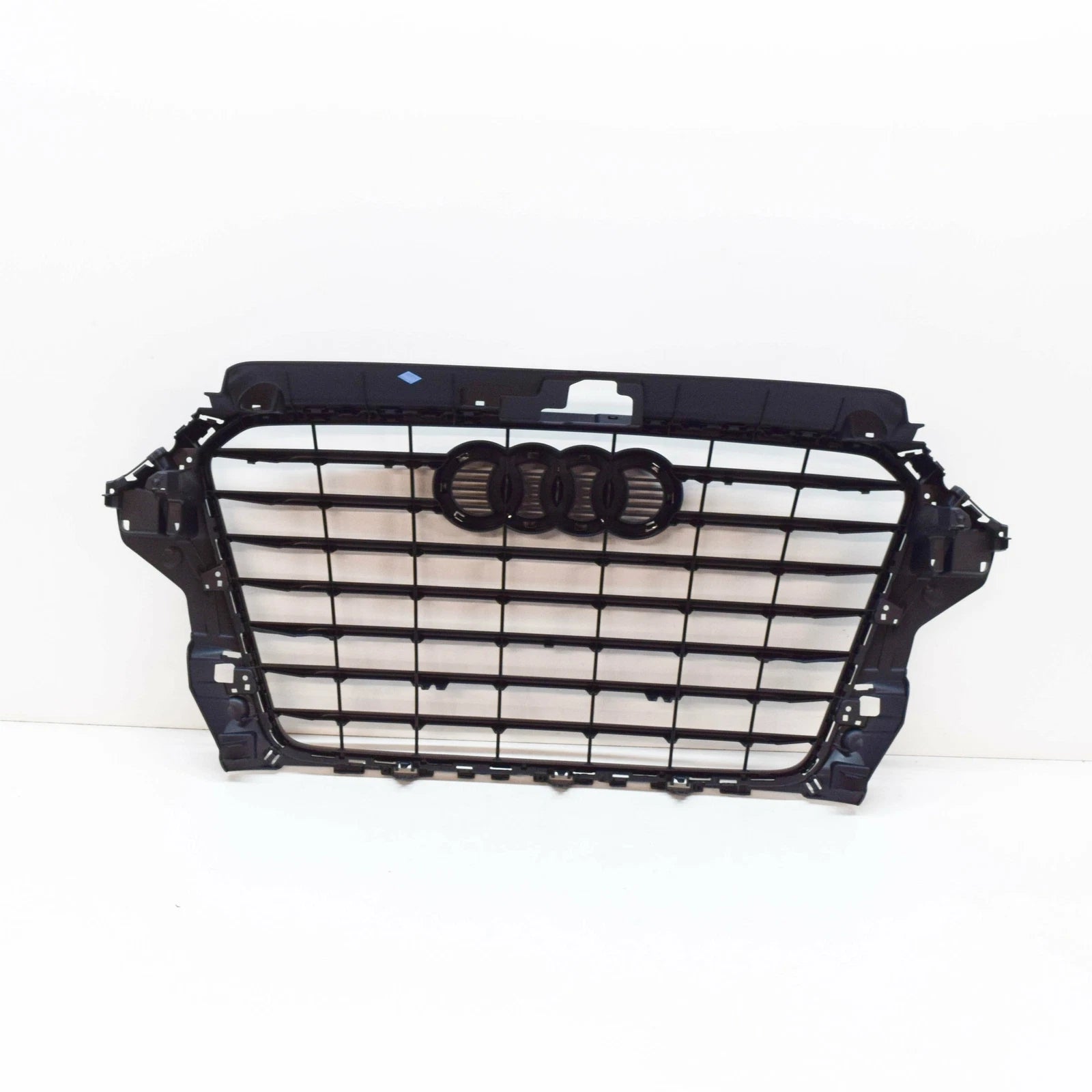 NEW AUDI A3 8V FRONT RADIATOR GRILLE 8V5853651BCKA