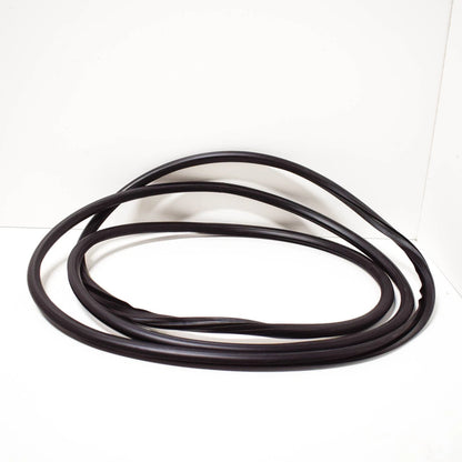 NEW BMW M3 E30 COUPE WINDSHIELD GASKET SEAL 51311945082 1945082 ORIGINAL