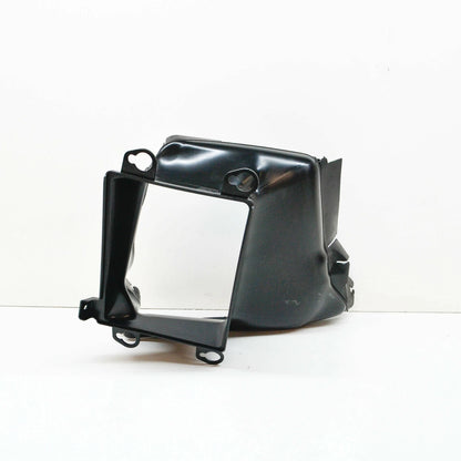 NEW AUDI Q7 4M LEFT OUTER AIR GUIDE 4M0121333D