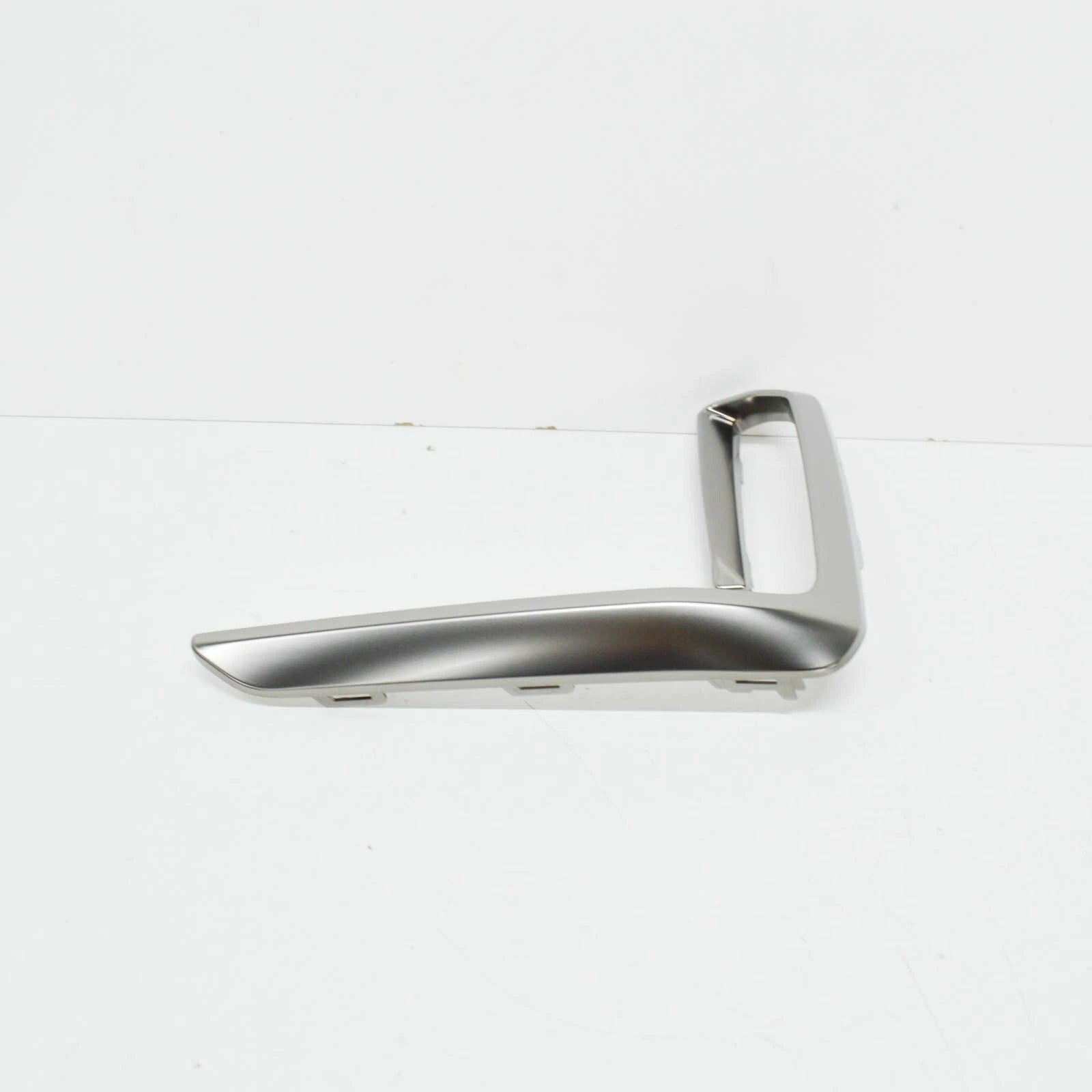 NEW BMW X5 G05 FRONT RIGHT BUMPER GRILLE TRIM 51118092670 GENUINE