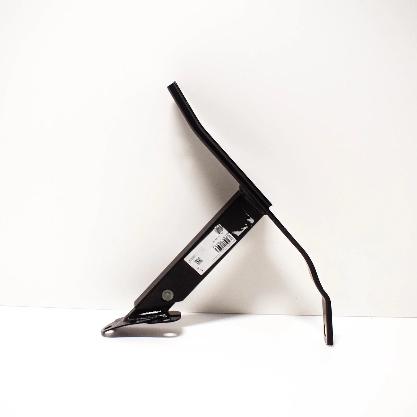 NEW MERCEDES-BENZ C-CLASS W205 RADIATOR LEFT LOWER SUPPORT A2056208000