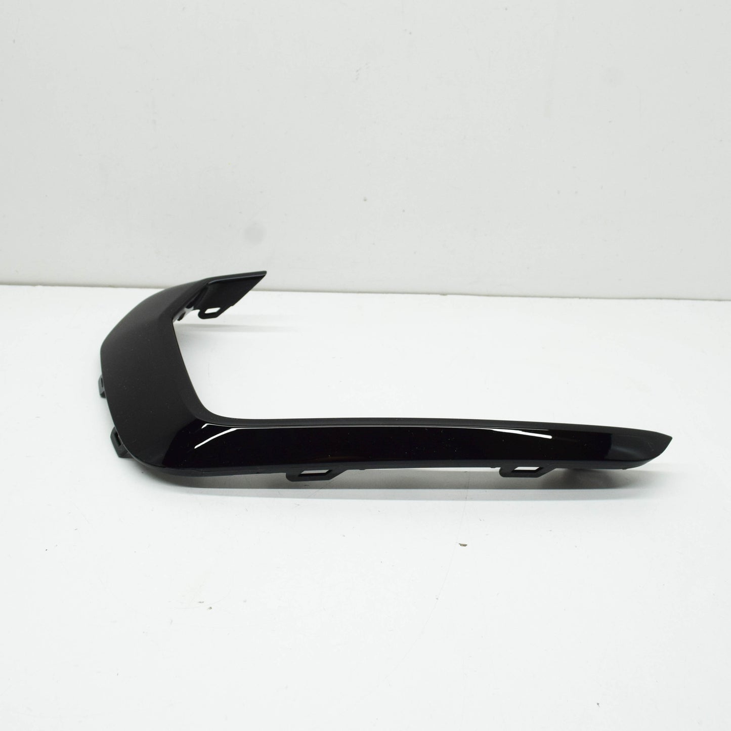 NEW VW GOLF R MK7 5G FRONT BUMPER LEFT OUTER MOLDING 5G0853101G041 ORIGINAL