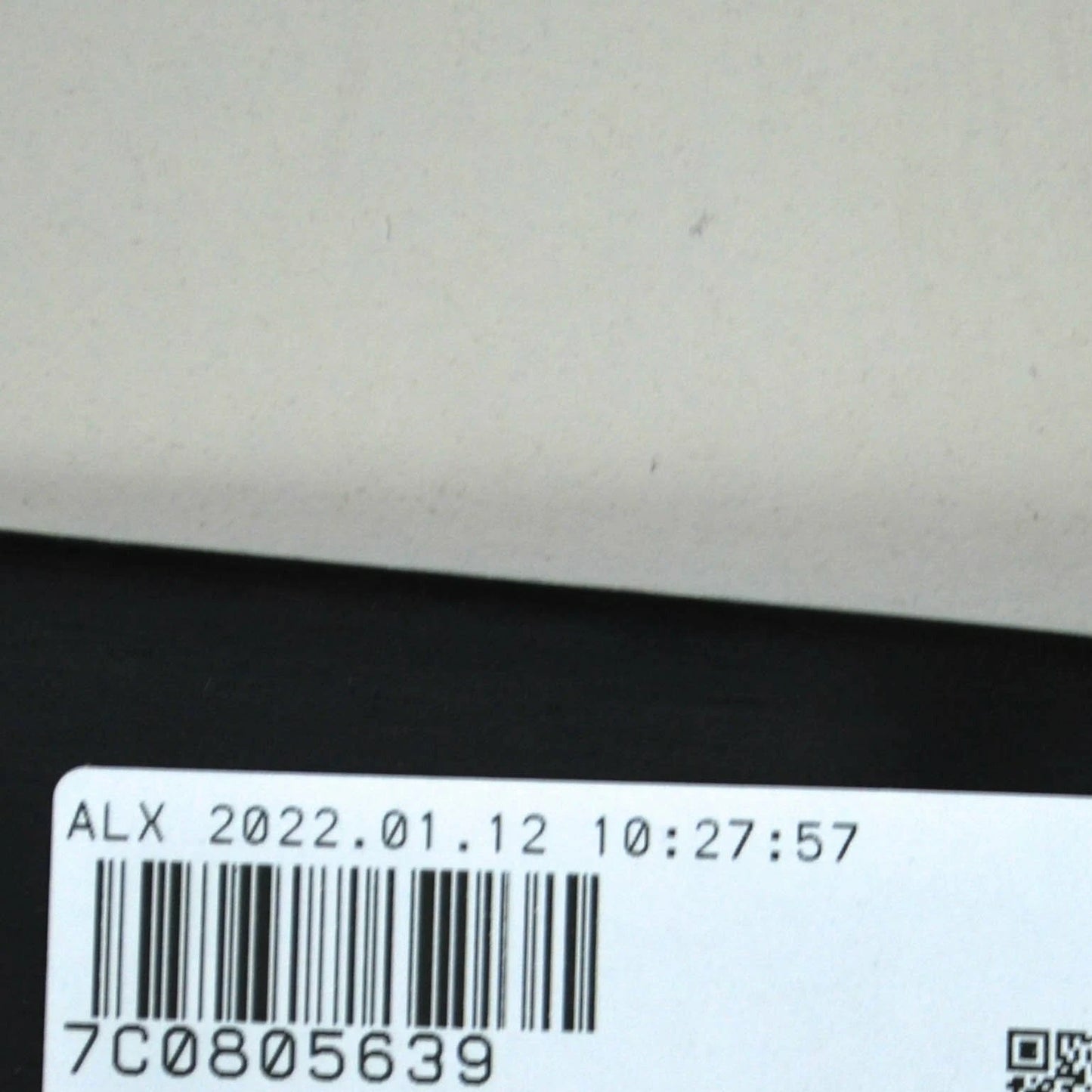 NEW VOLKSWAGEN CRAFTER SZ LEFT RADIATOR AIR DUCT 7C0805639