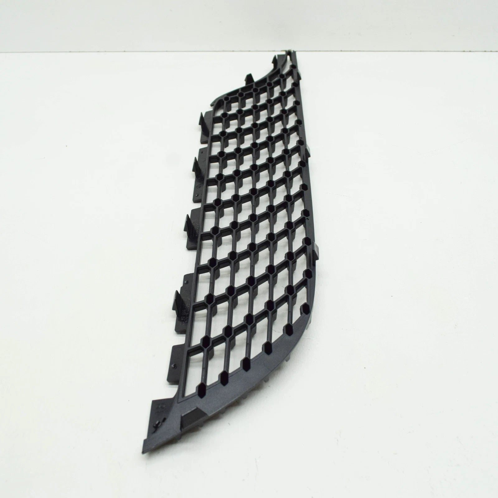 NEW MB B W247 RADIATOR RIGHT UPPER CARRIER GRILLE A177888380064 ORIGINAL