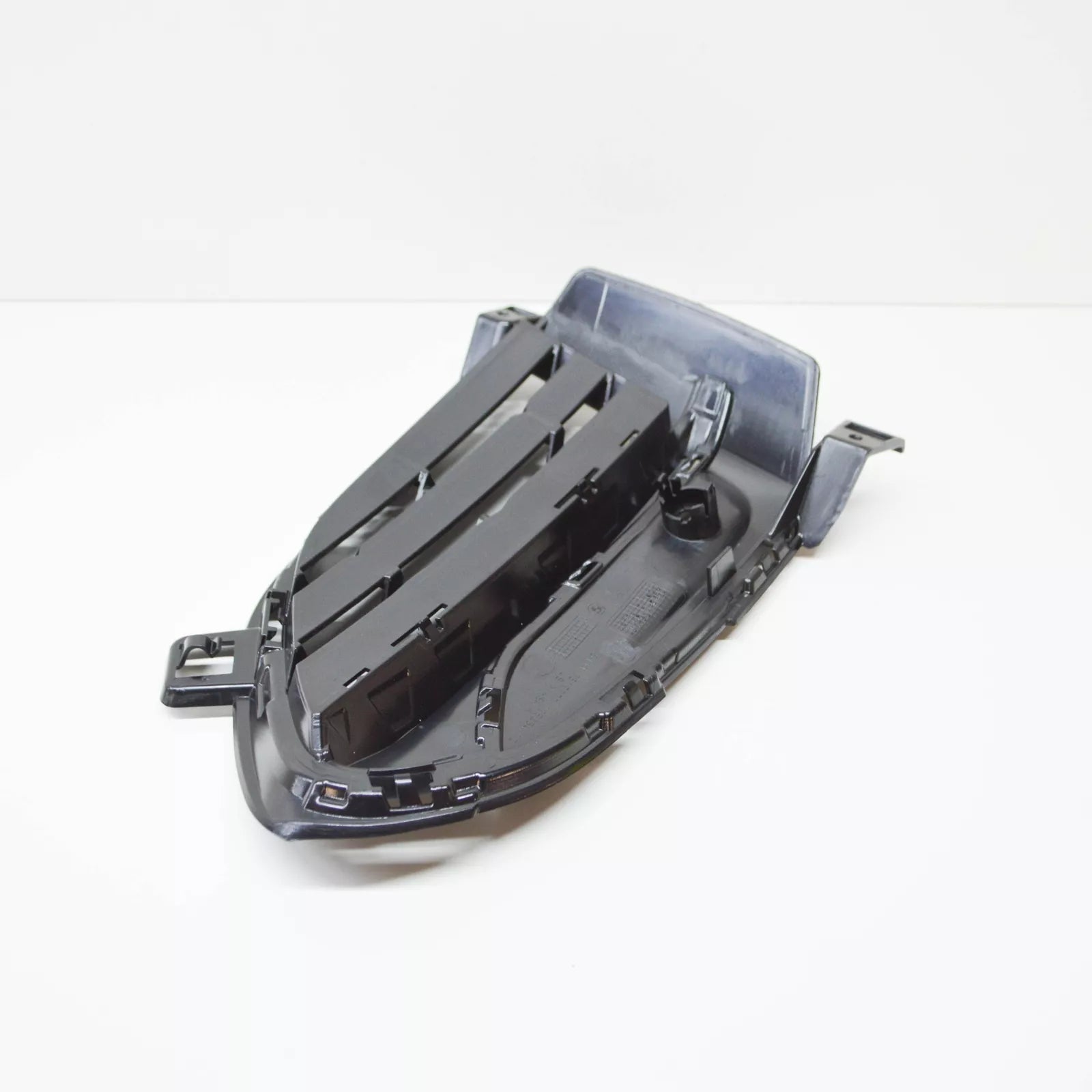 NEW BMW X6 F16 FRONT BUMPER LEFT CLOSED GRILLE 51117319777 7319777 2015 ORIGINAL