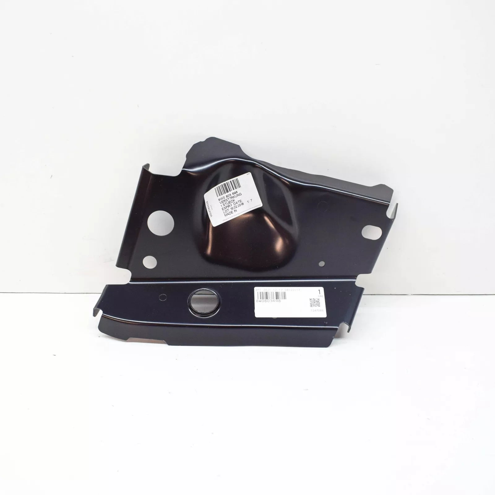 NEW AUDI A4 B9 FRONT CENTER RIGHT FLOOR PAN REINFORCEMENT 8W0803698