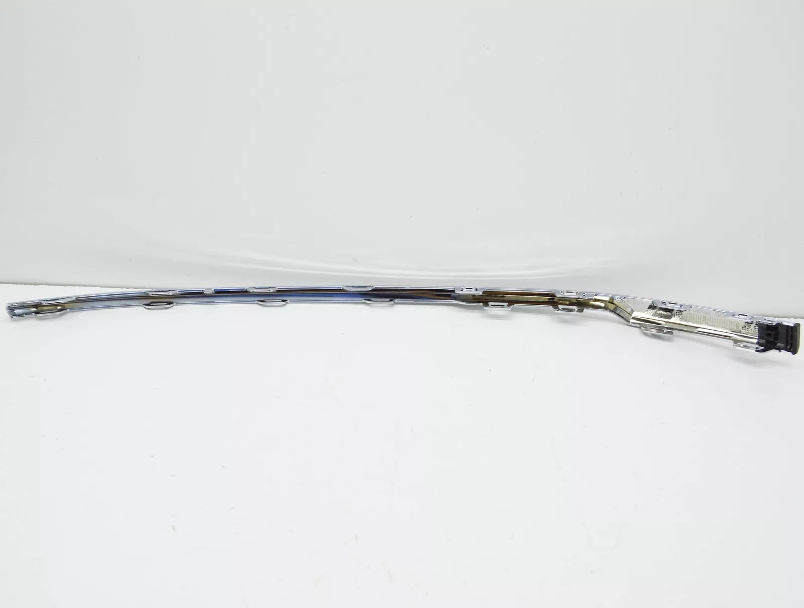 NEW VOLKSWAGEN PASSAT B8 FRONT LEFT BUMPER MOLDING 3G0853253D2ZZ ORIGINAL