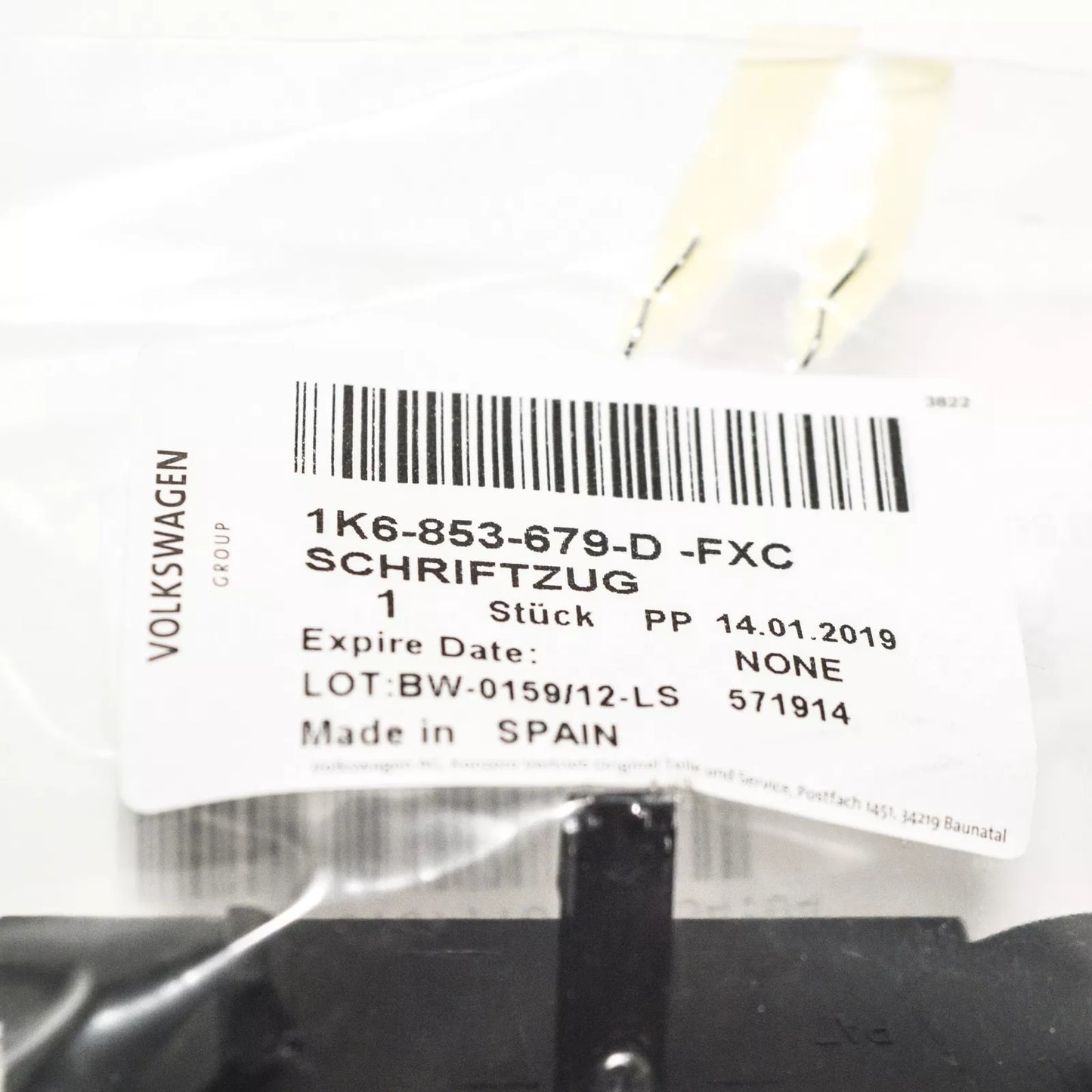 NEW VOLKSWAGEN GOLF MK6 GTI FRONT GRILLE BADGE EMBLEM 1K6853679DFXC ORIGINAL