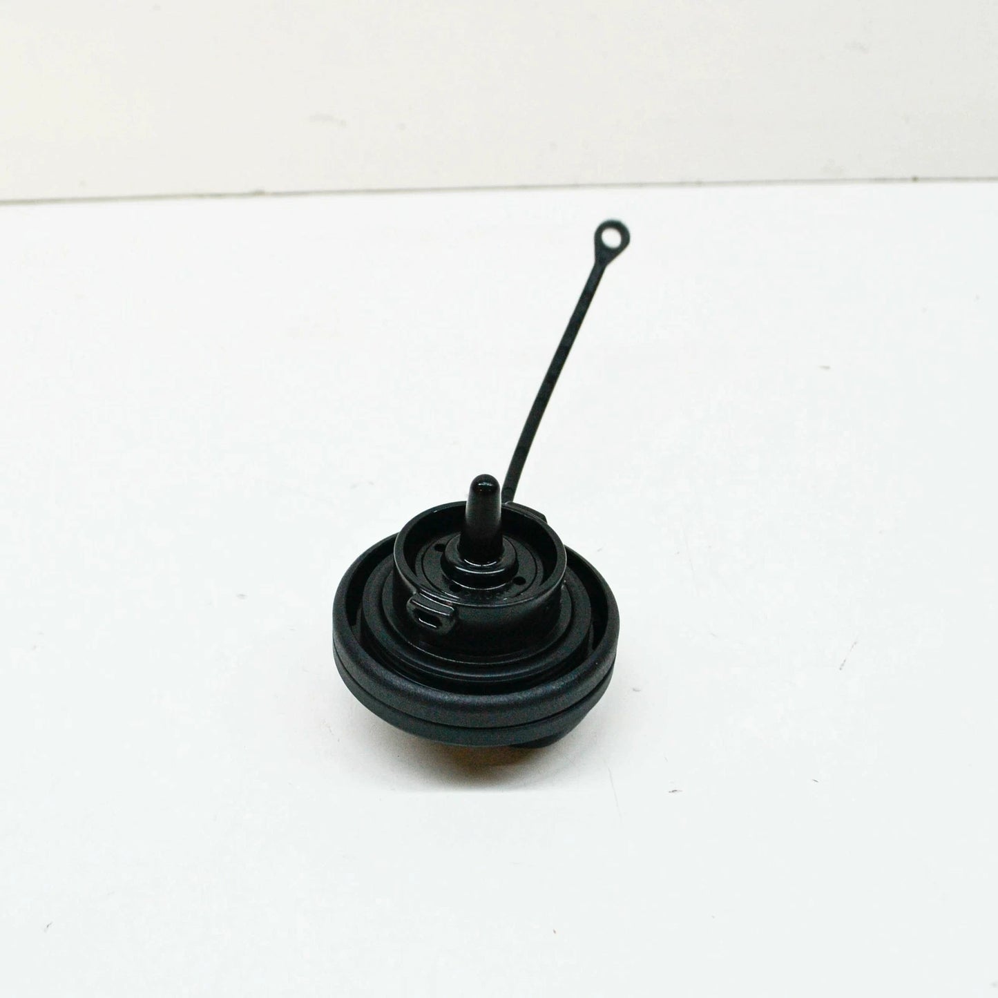 NEW VOLKSWAGEN TOUAREG MK3 CR FUEL TANK FLAP COVER CAP 4G0201550L ORIGINAL