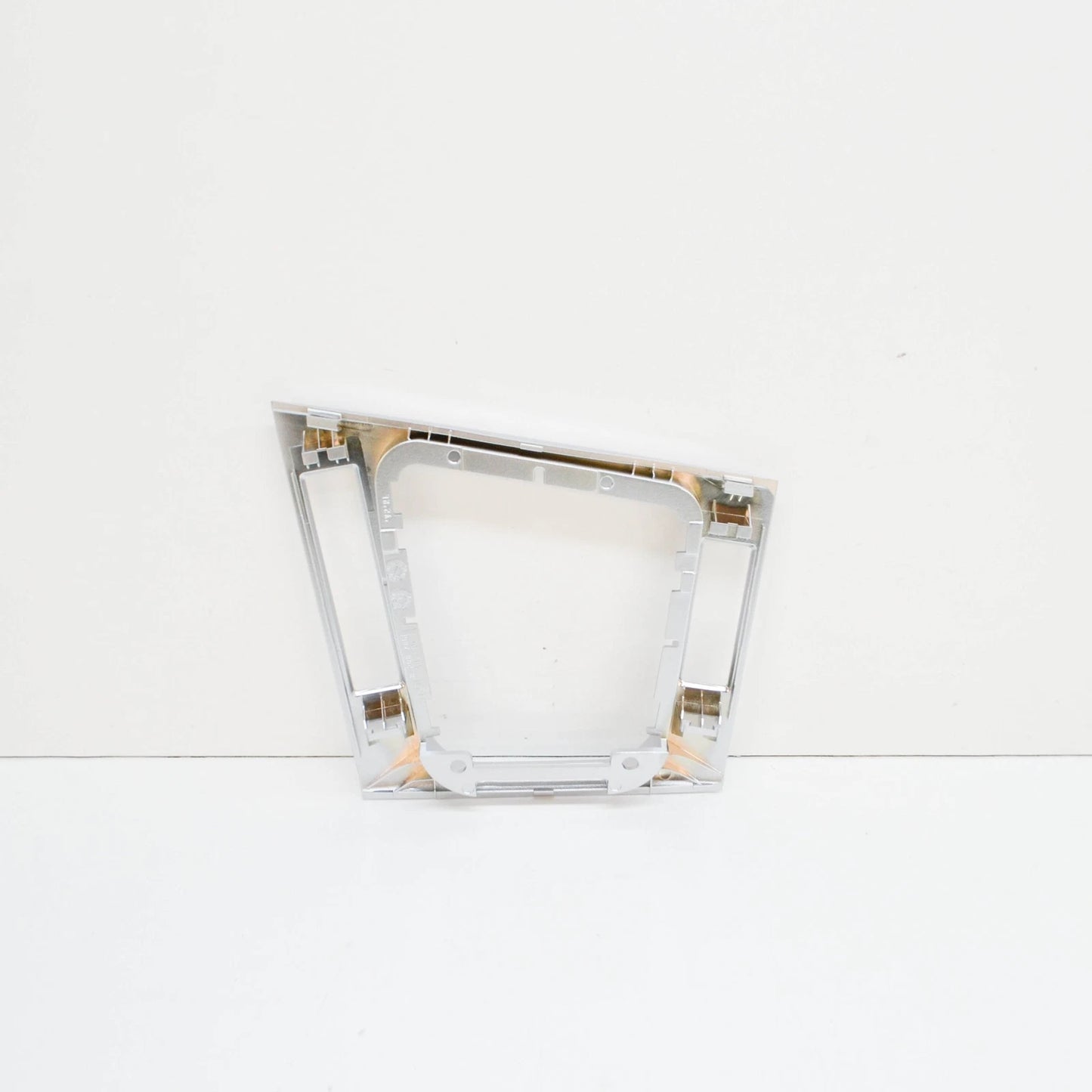 NEW BMW 3 E46 CONSOLE DEPOSITING BOX BOTTOM PANEL RHD 51168234274 ORIGINAL