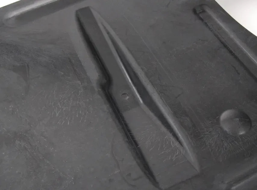 NEW AUDI R8 42 FRONT CENTER UNDERBODY TRIM 420825208A ORIGINAL