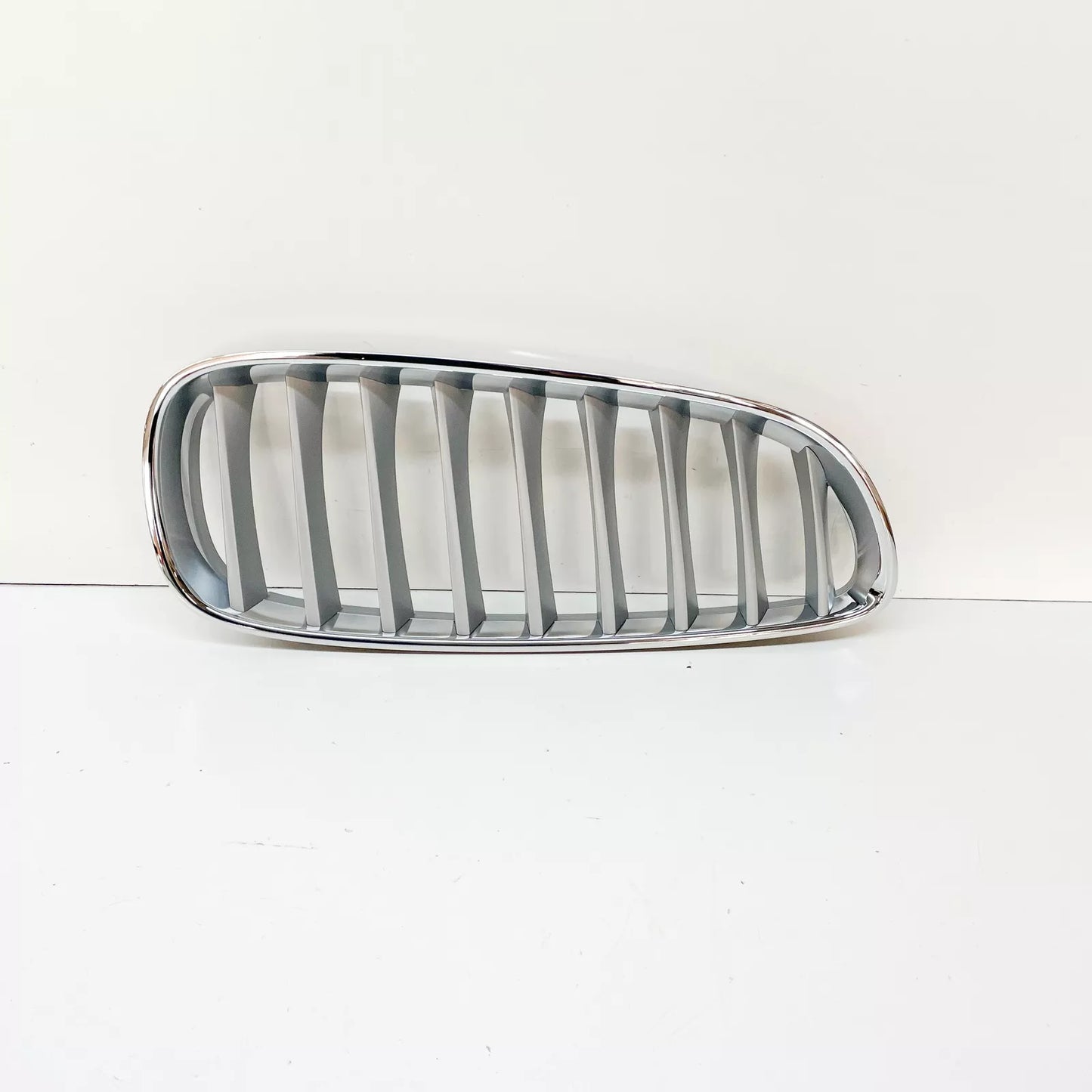 NEW BMW Z4 ROADSTER E89 FRONT RIGHT KIDNEY GRILLE ALU MATT 51137181547 ORIGINAL