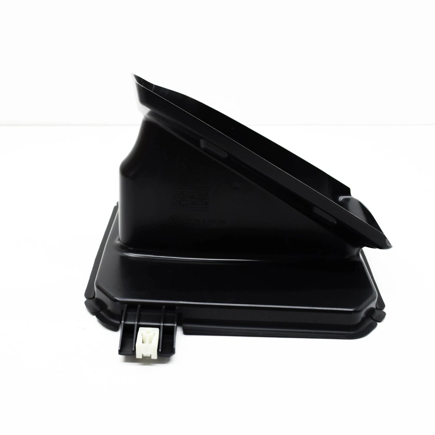 NEW BMW X3 G01 RIGHT RADIATOR AIR DUCT 51748066058 ORIGINAL