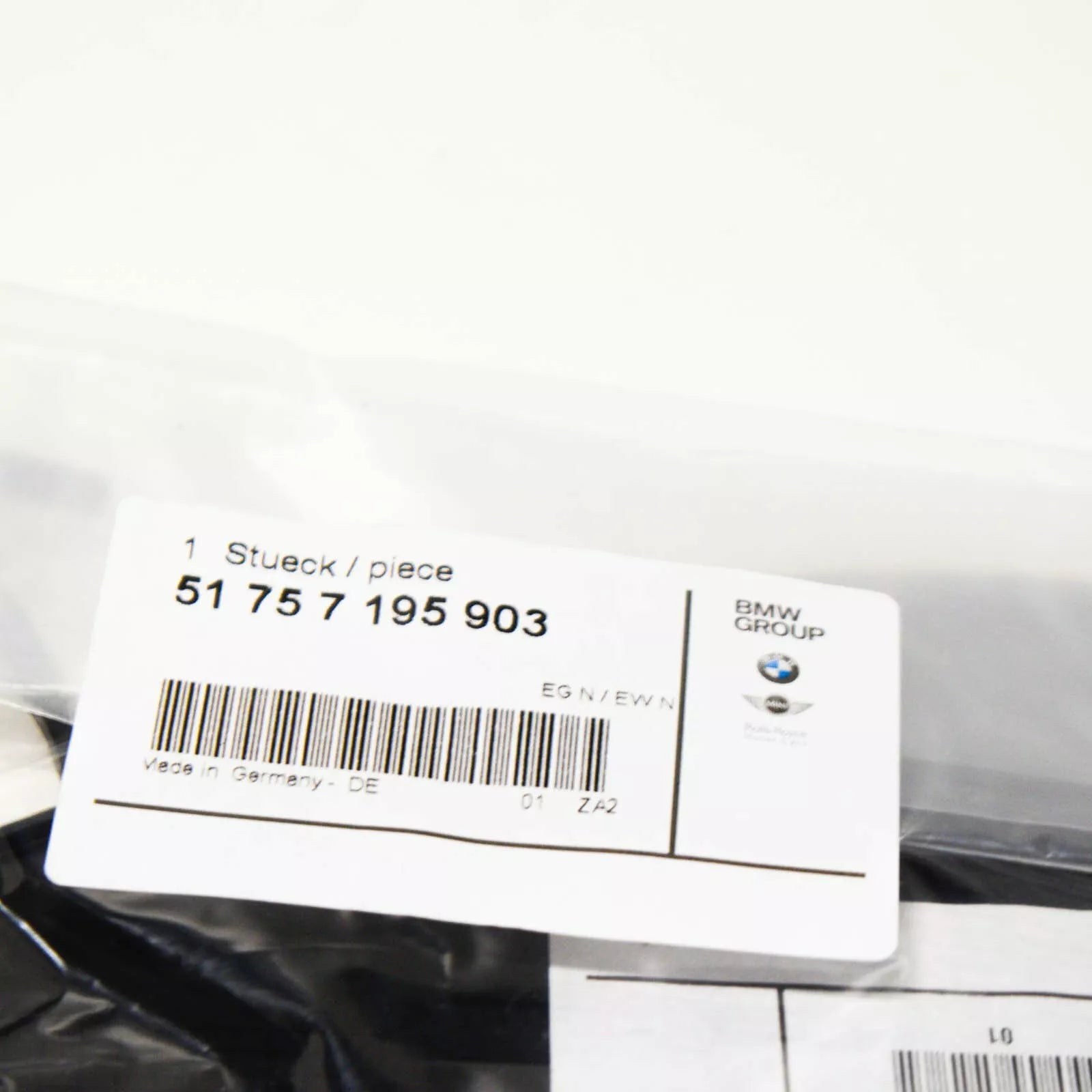 NEW BMW 5 E60 ENGINE SPLASH SHIELD OIL DRAIN PLUG COVER 51757195903