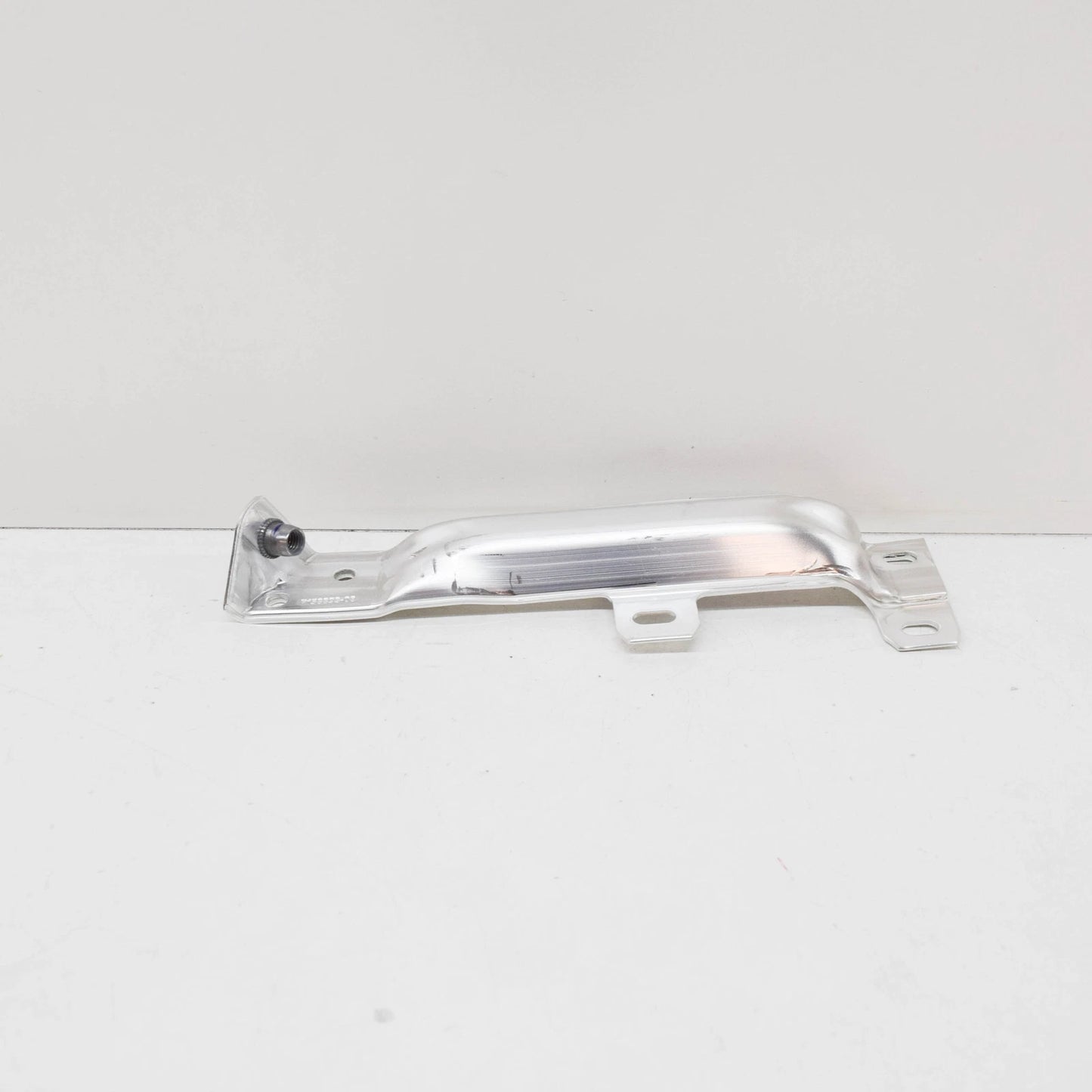 NEW BMW 5 F10 FRONT BUMPER LEFT BRACKET 51117158893 7158893 2015 ORIGINAL