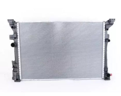 NEW MERCEDES-BENZ GLA X156 WATER COOLER RADIATOR A2465001303 ORIGINAL