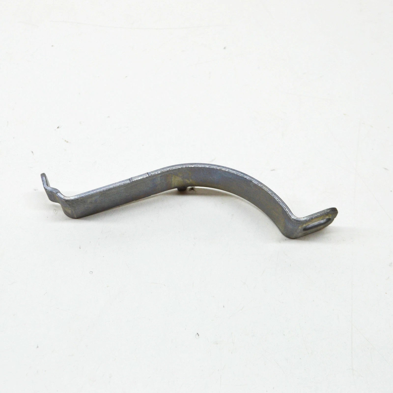 NEW BMW 1 F21 ENGINE WATER PUMP BRACKET 11518663638 8663638 ORIGINAL