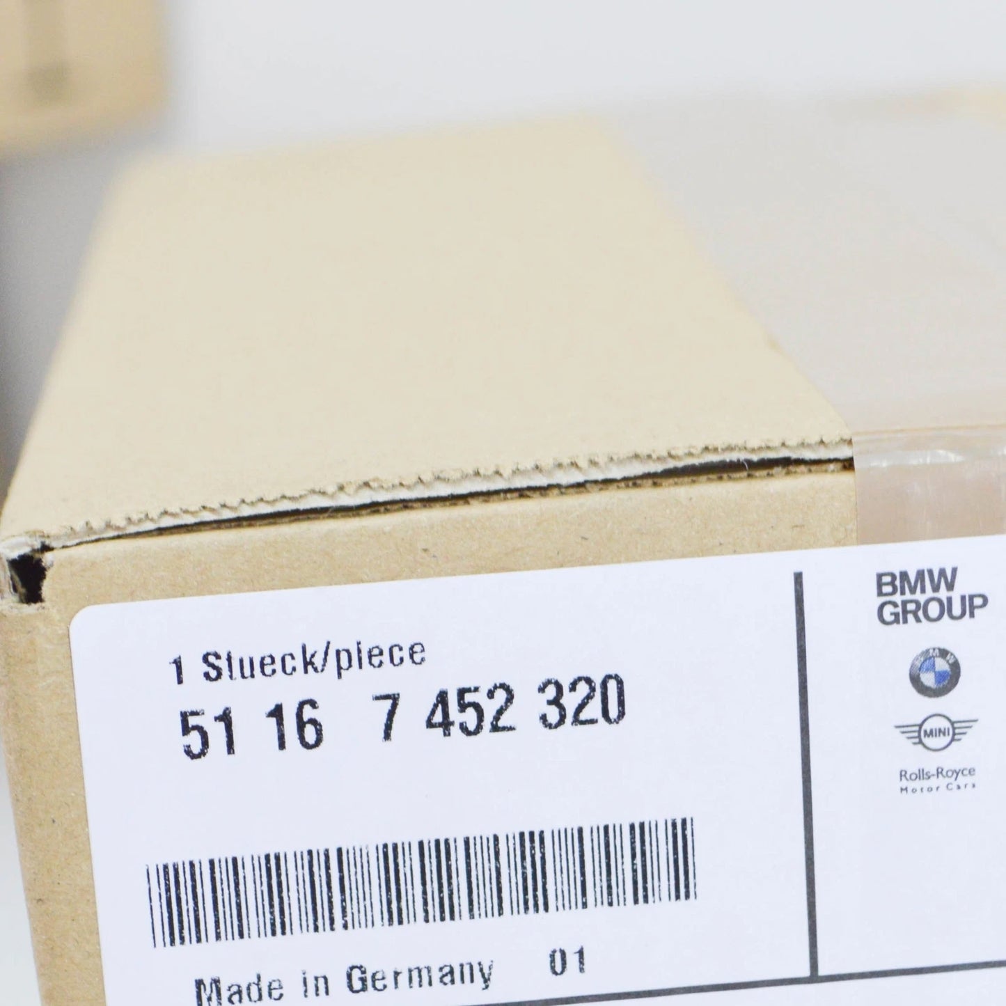 NEW BMW 5 G30 FRONT RIGHT DOOR MIRROR SUPPORTING RING COVER 51167452320 ORIGINAL