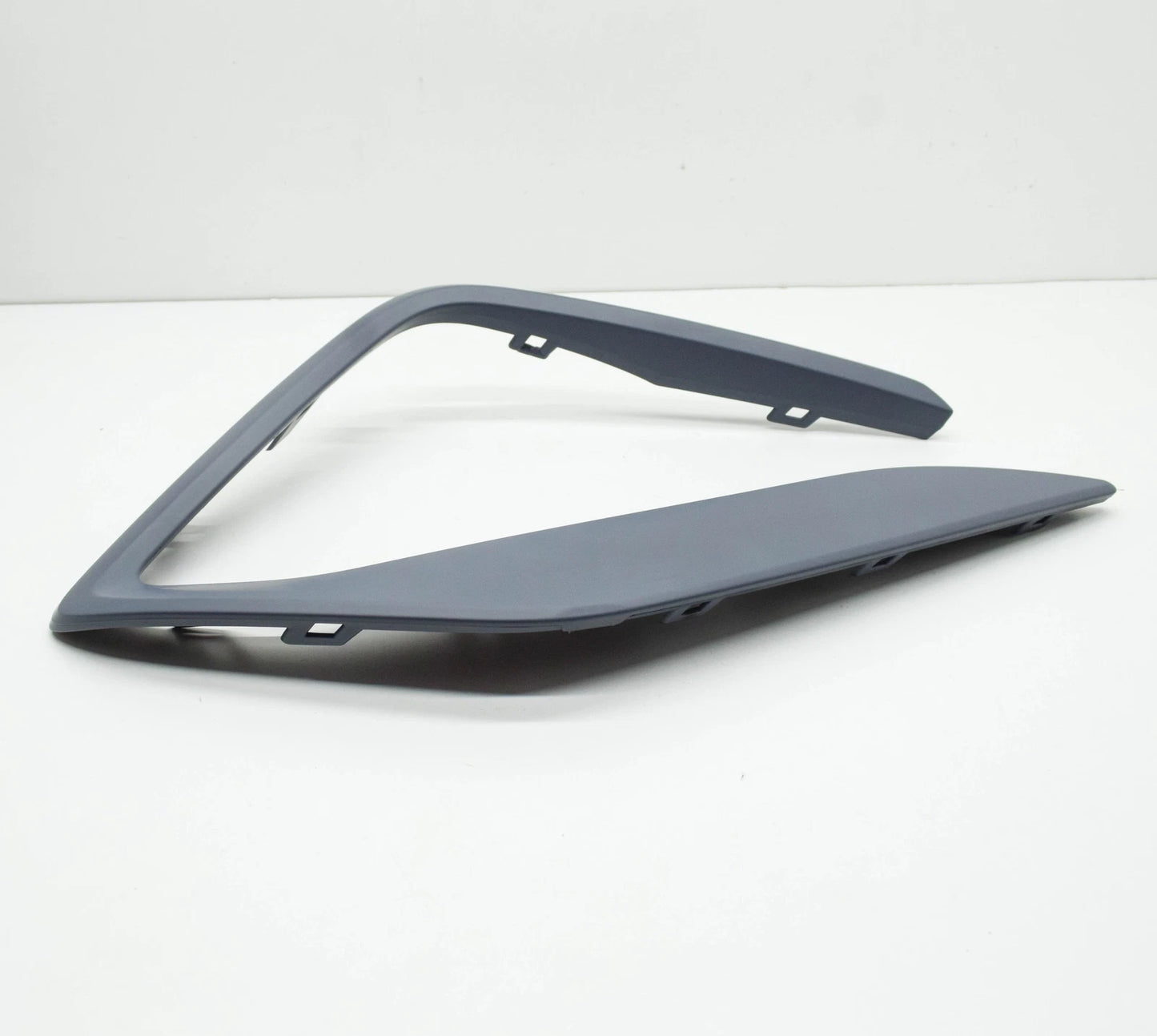 NEW VOLKSWAGEN TIGUAN AD FRONT RIGHT BUMPER GRILLE TRIM 5NN853666FGRU