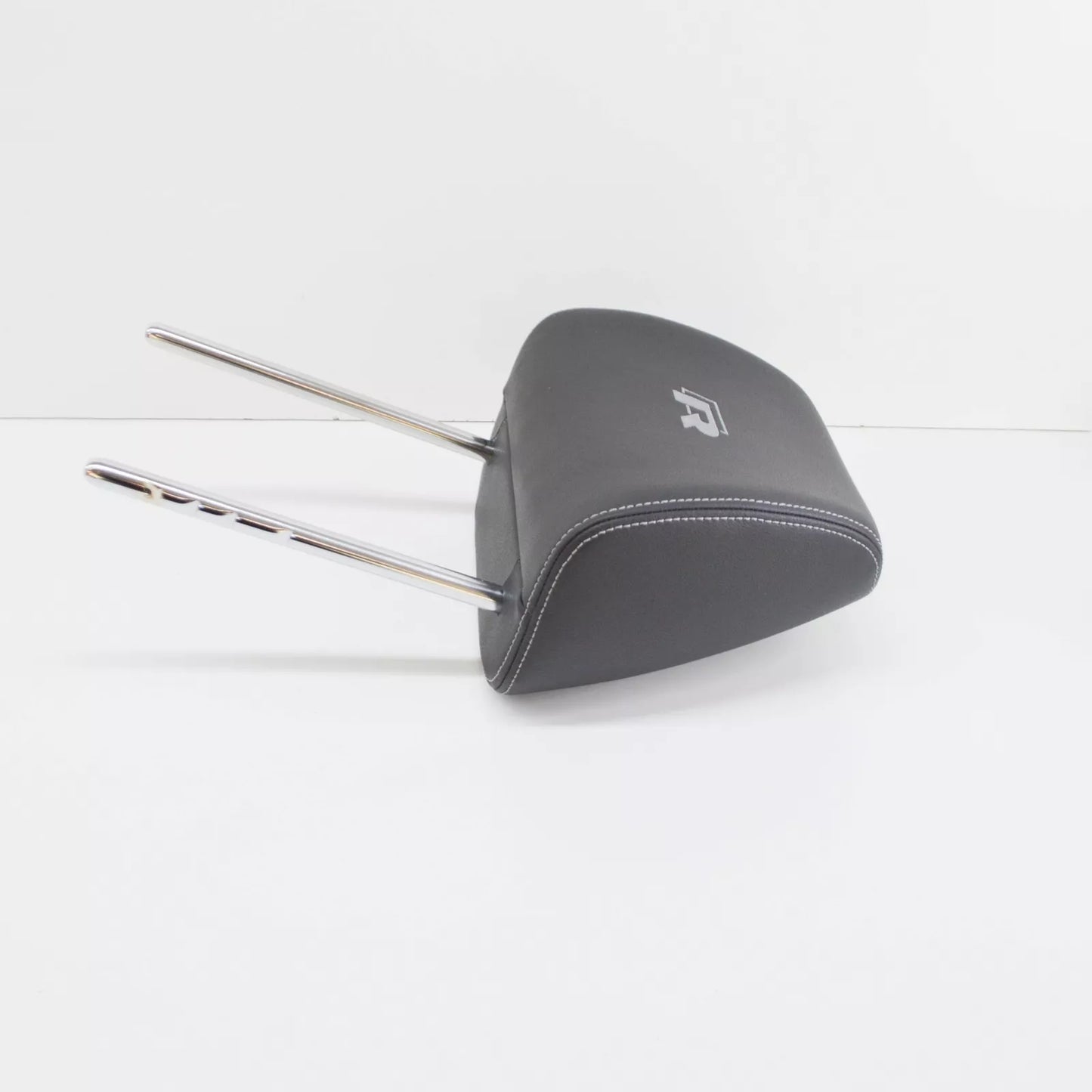 NEW VW SCIROCCO 137,138 FRONT SEAT HEAD REST 1K8881901AGOPQ ORIGINAL