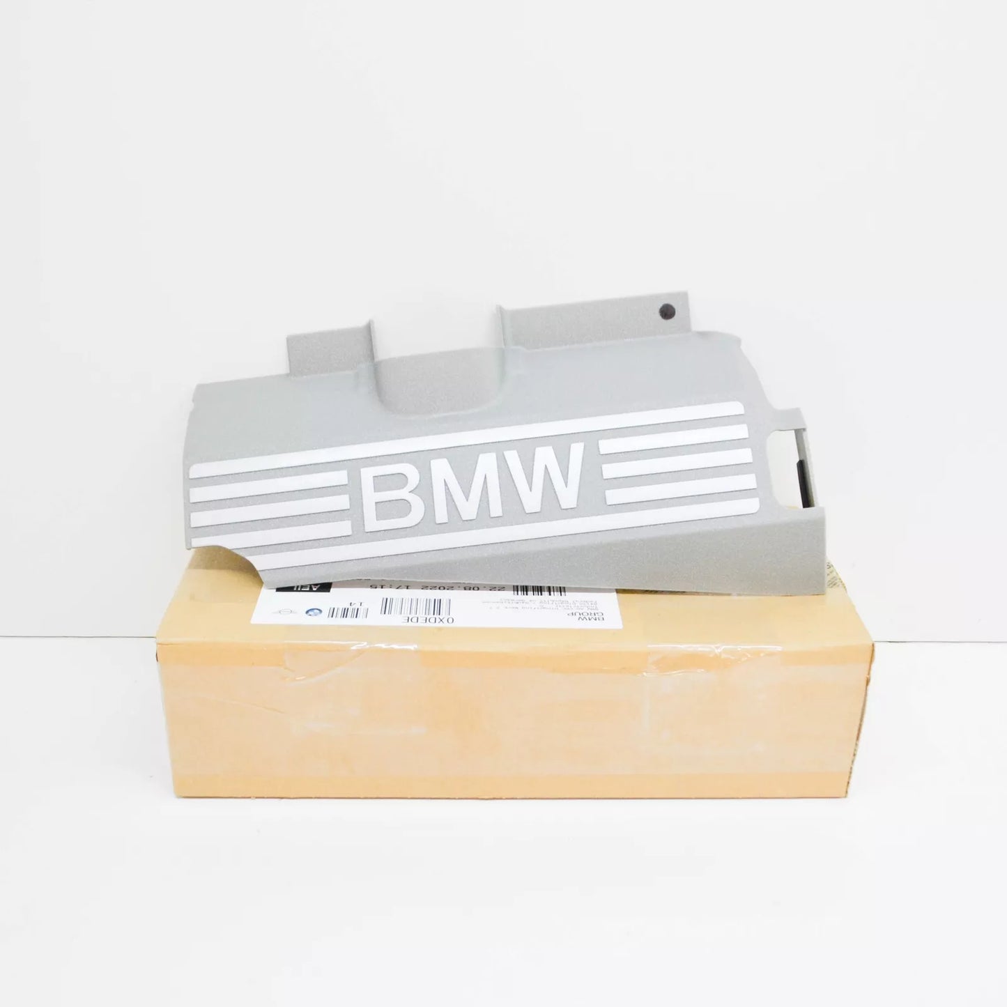 NEW BMW X5 E53 IGNITION COIL COVERING 11127523074 7523074 ORIGINAL