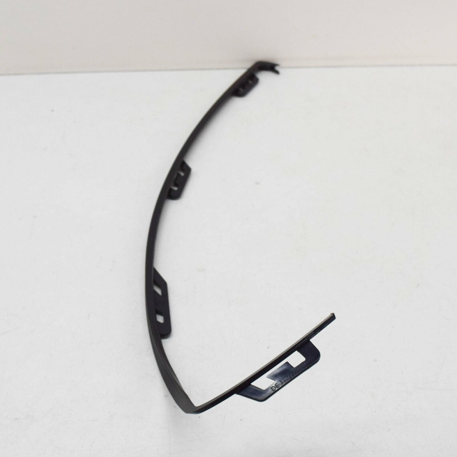 NEW MERCEDES-BENZ CLA COUPE C117 FRONT BUMPER RIGHT TRIM A1178851422 ORIGINAL