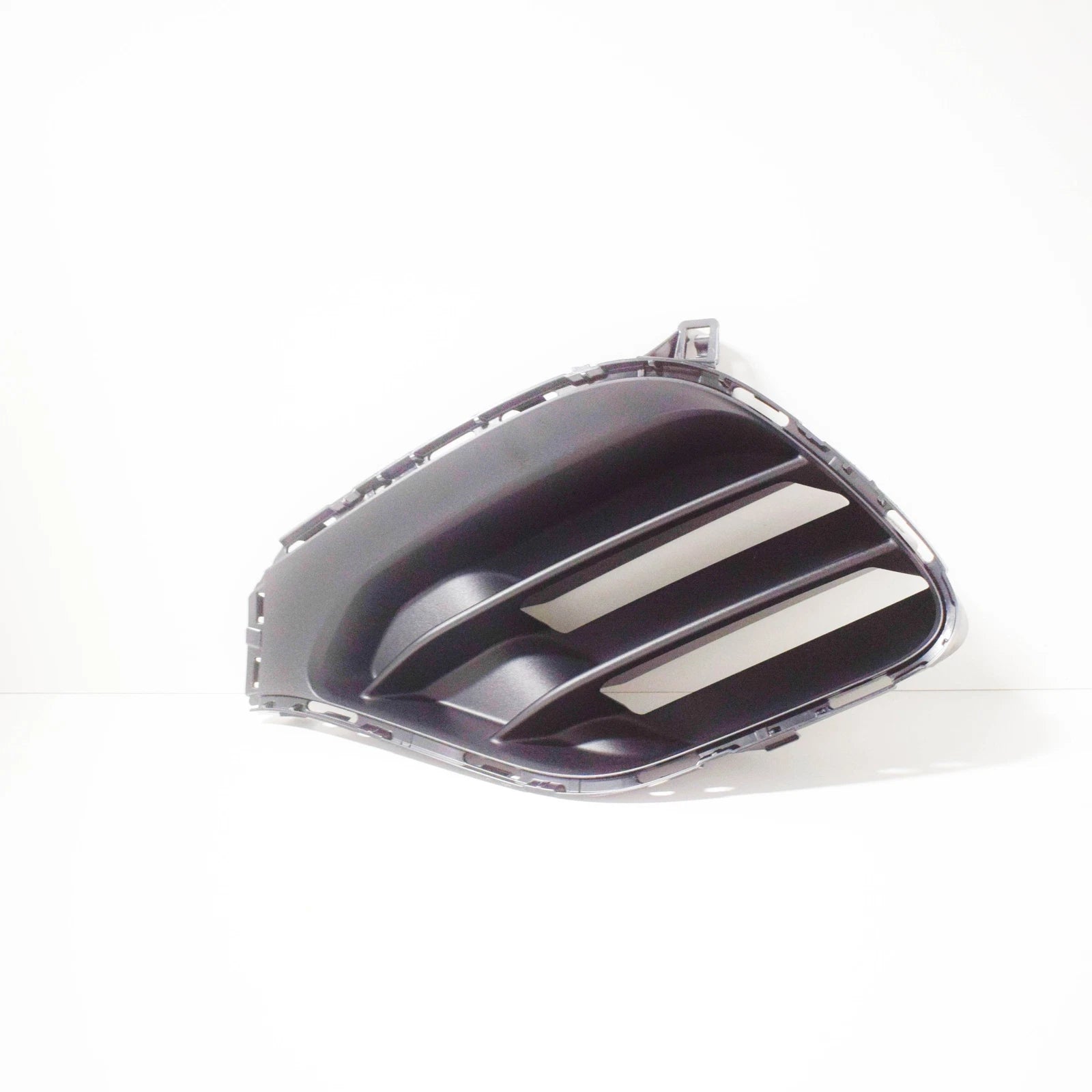 NEW MB GLC COUPE C253 FRONT BUMPER LEFT LOWER COVER A2538852402