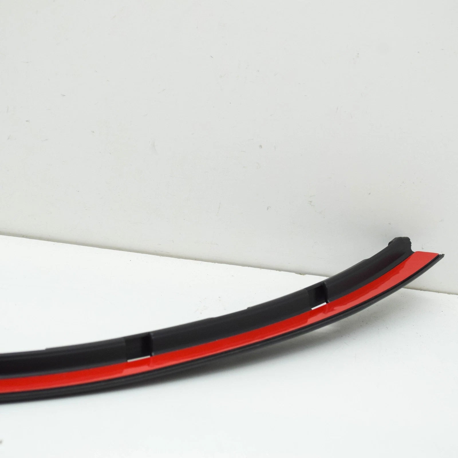 NEW MERCEDES-BENZ GL-CLASS X166 FRONT LEFT INSIDE ARCH COVER A1668846322