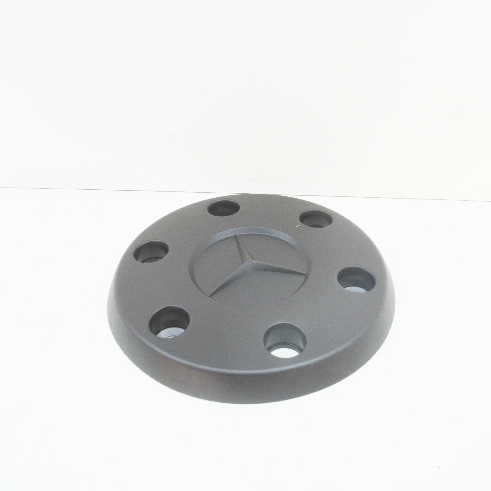 NEW MERCEDES-BENZ SPRINTER W903 WHEEL HUB COVER A6674000325 ORIGINAL