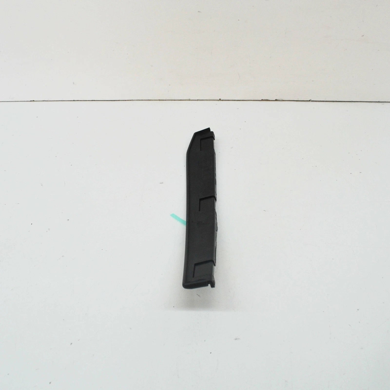 NEW AUDI Q5 FY 80A FRONT RIGHT WHEEL ARCH COVER 80A854970